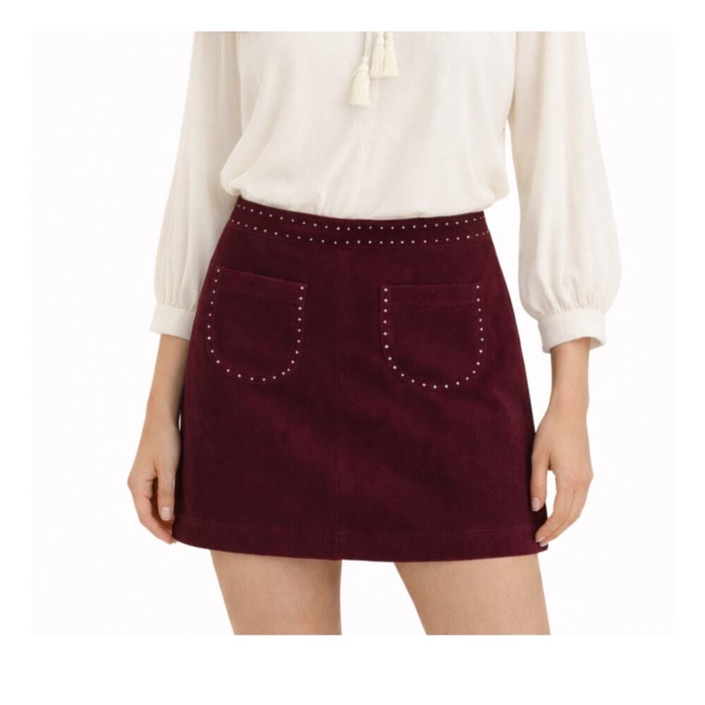 Mossimo Berry Burgundy Studded Corduroy Textured Mini Skirt Maroon Size 6 NWT